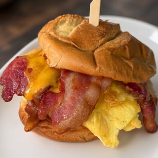 Wisco Breakfast Sammy